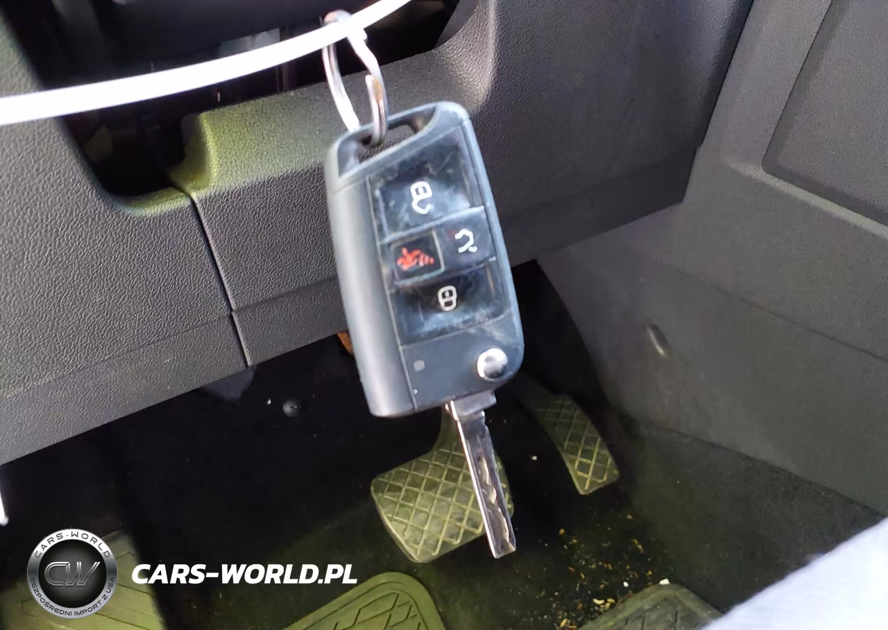 2018 Volkswagen Tiguan 2.0T S VIN:3VV0B7AX0JM120394 - 11