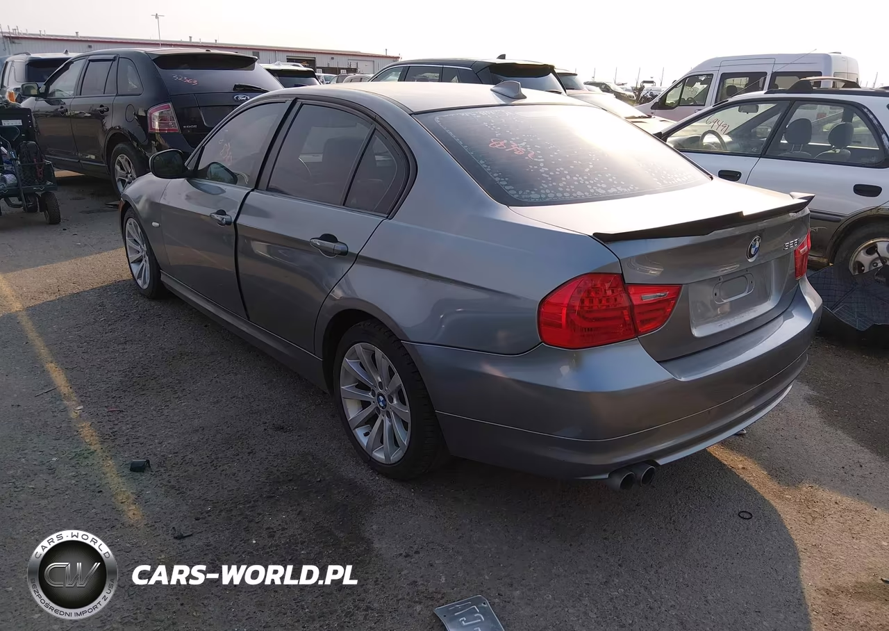2011 BMW 328I xDrive VIN:WBAPK5G59BNN26296 - 3
