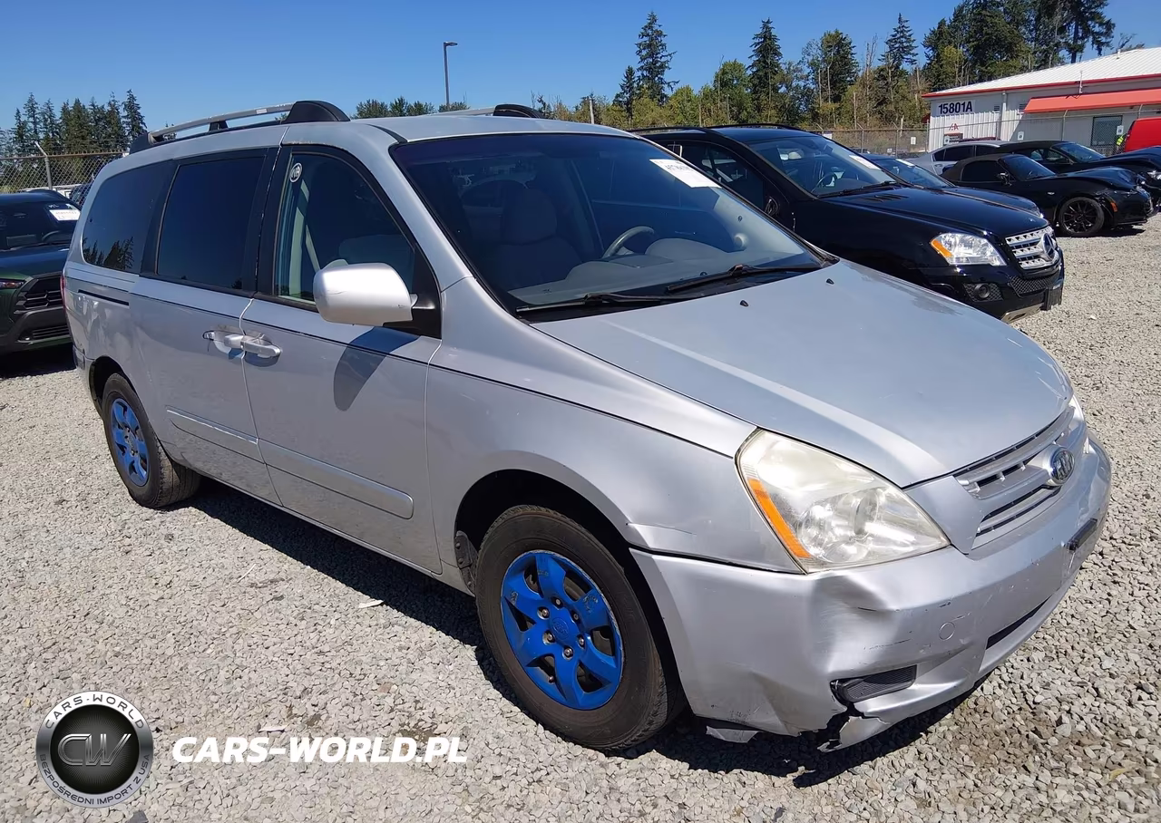 2008 Kia Sedona Lx