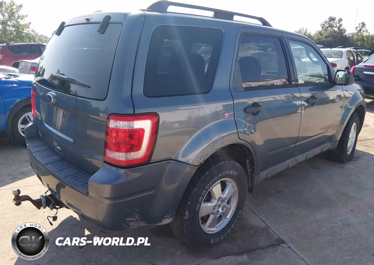 2010 Ford Escape Xlt VIN:1FMCU0D71AKD43491 - 4