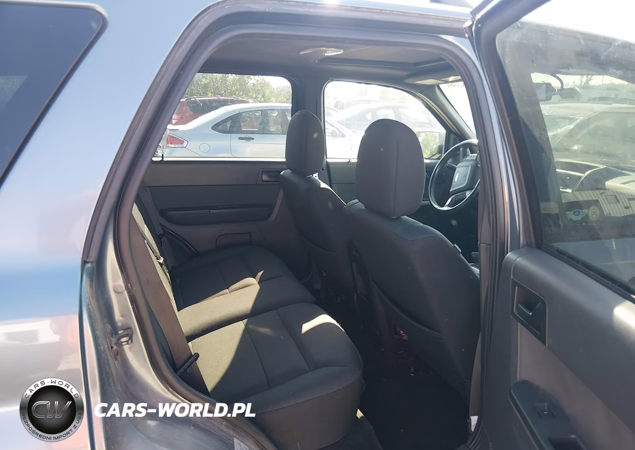 2010 Ford Escape Xlt VIN:1FMCU0D71AKD43491 - 8