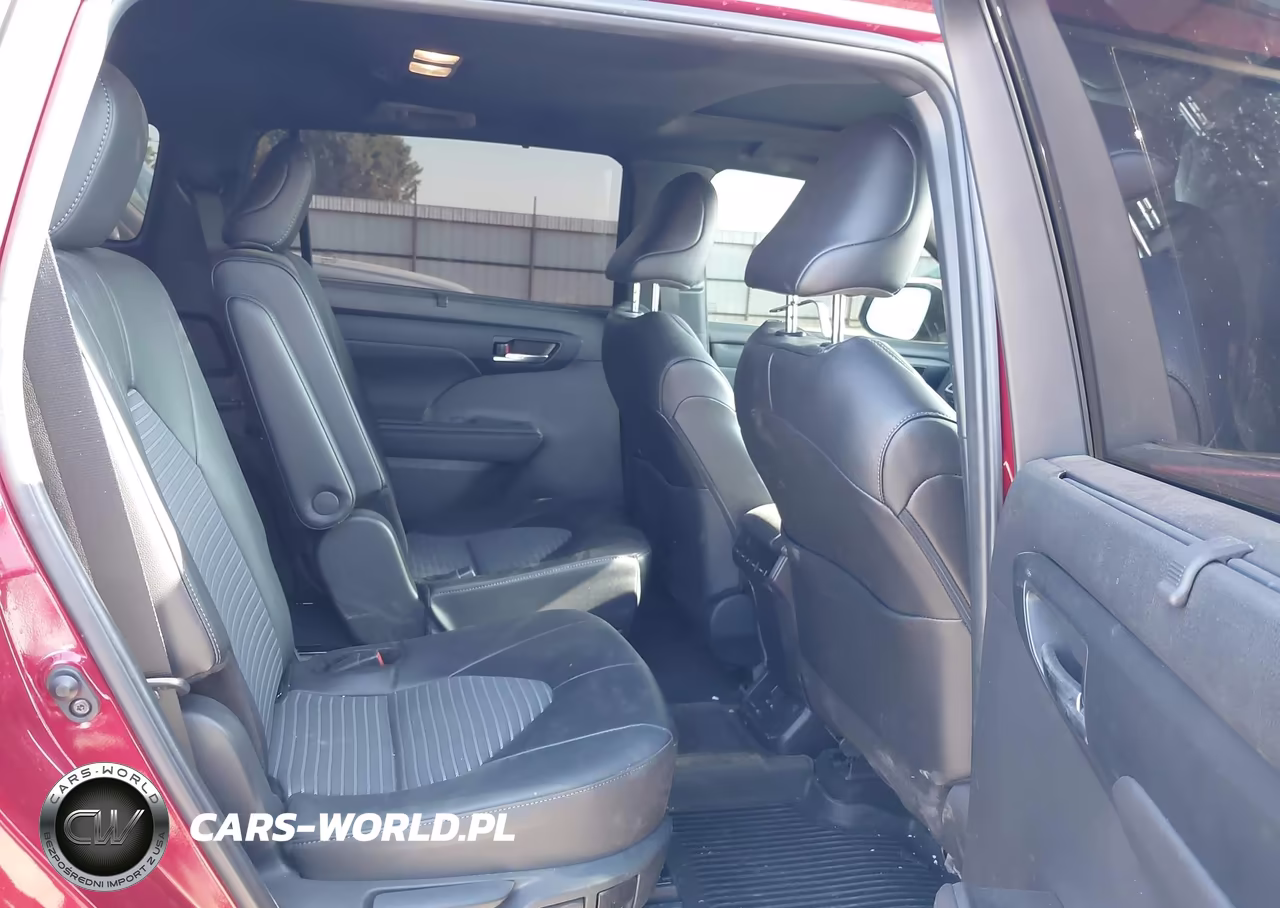 2024 Toyota Highlander Xse VIN:5TDKDRBH5RS557629 - 8