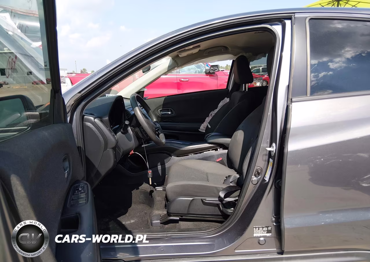 2022 Honda Hr-V 2Wd Lx VIN:3CZRU5H30NM745160 - 5