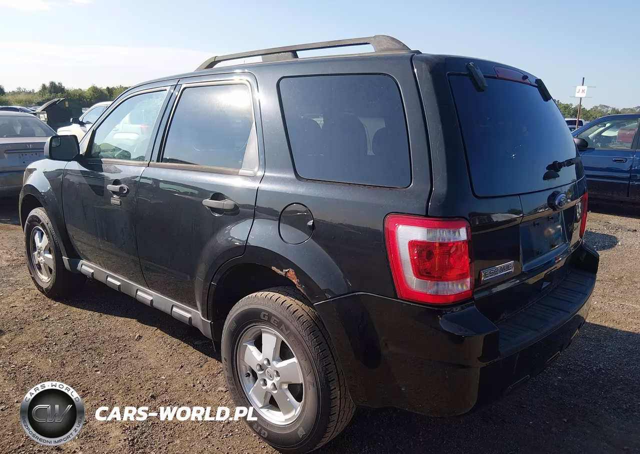 2011 Ford Escape Xlt VIN:1FMCU0D75BKC28877 - 3