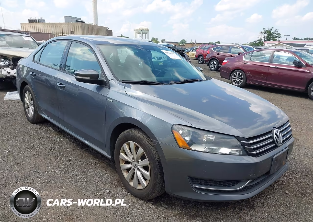 2014 Volkswagen Passat 1.8T Wolfsburg Edition – zdjęcie 1 z 12