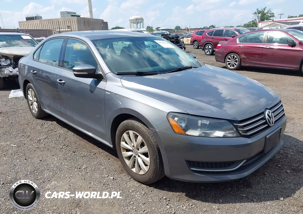 2014 Volkswagen Passat 1.8T Wolfsburg Edition VIN:1VWAT7A36EC103083 - 12