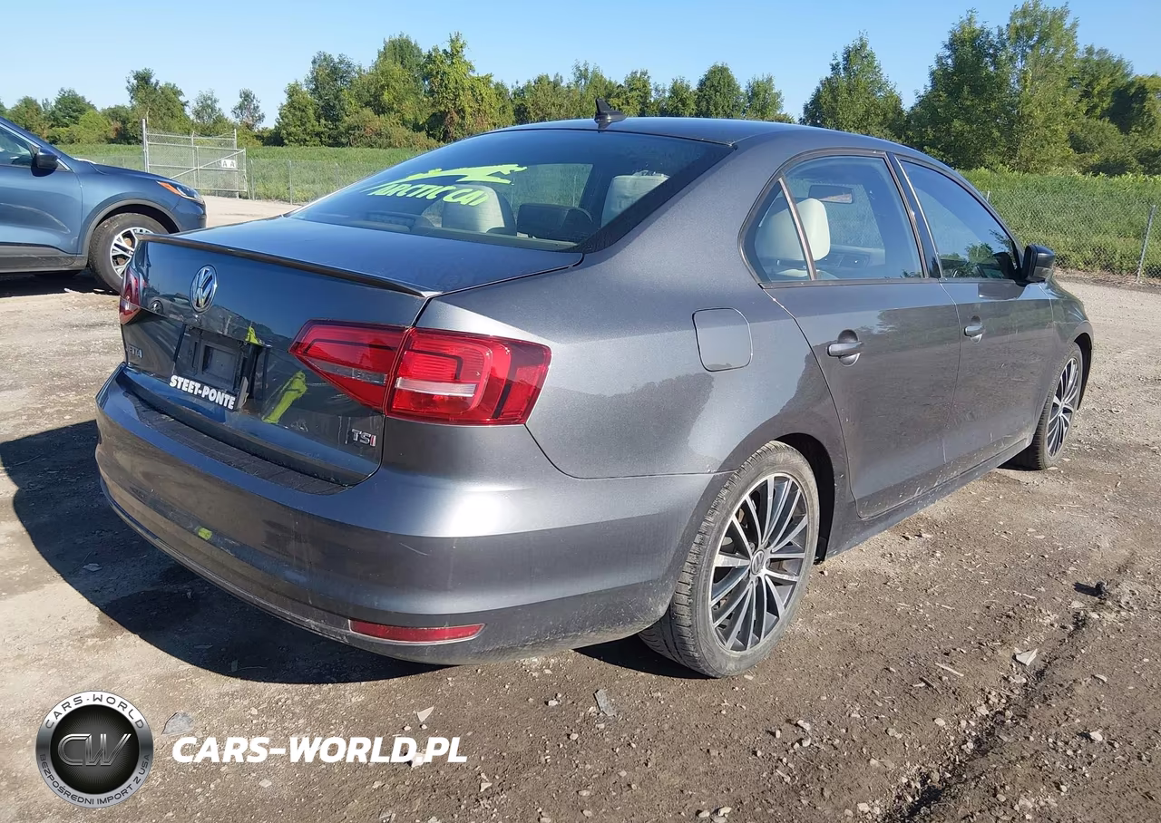 2015 Volkswagen Jetta 1.8T Sport VIN:3VWD17AJ6FM345051 - 4