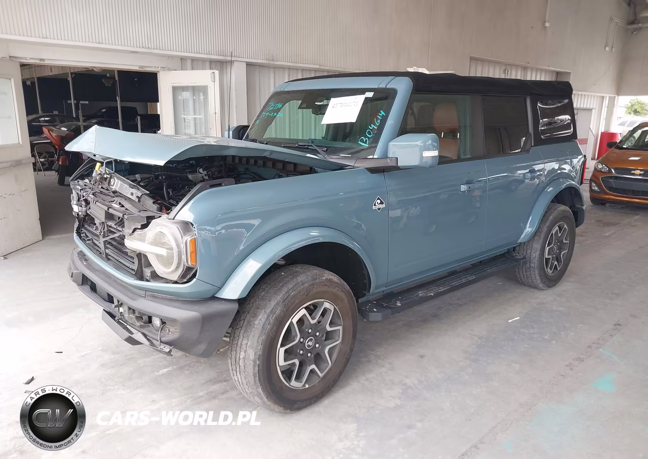 2021 Ford Bronco Outer Banks VIN:1FMDE5BH1MLB04614 - 2