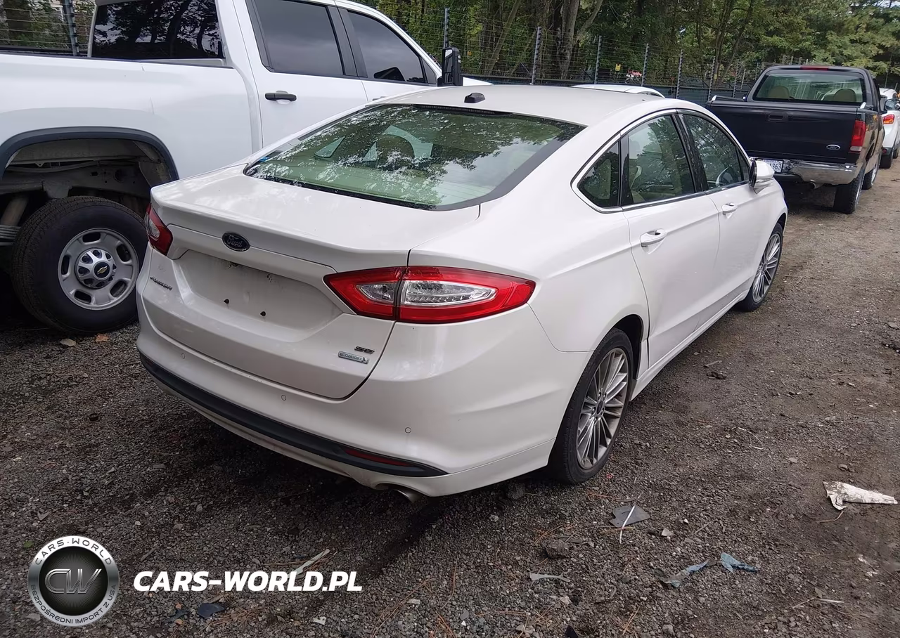 2013 Ford Fusion Se VIN:3FA6P0HR4DR319437 - 4