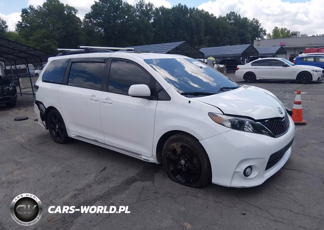 2011 Toyota Sienna Se