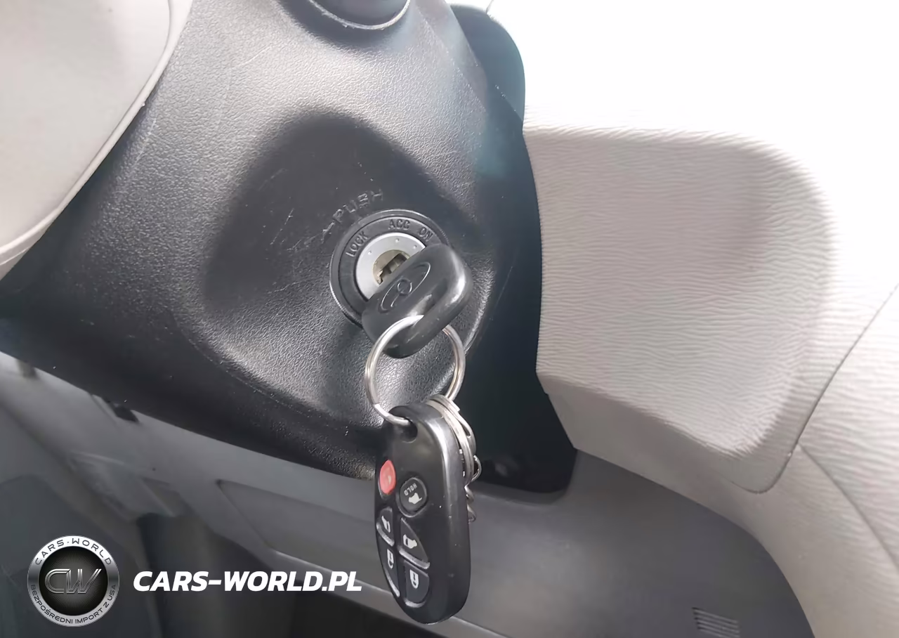 2011 Toyota Sienna Se VIN:5TDXK3DC3BS105971 - 11