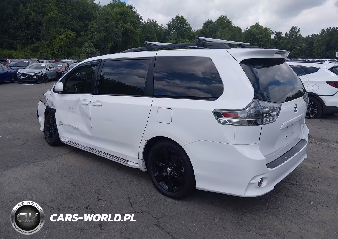 2011 Toyota Sienna Se VIN:5TDXK3DC3BS105971 - 3