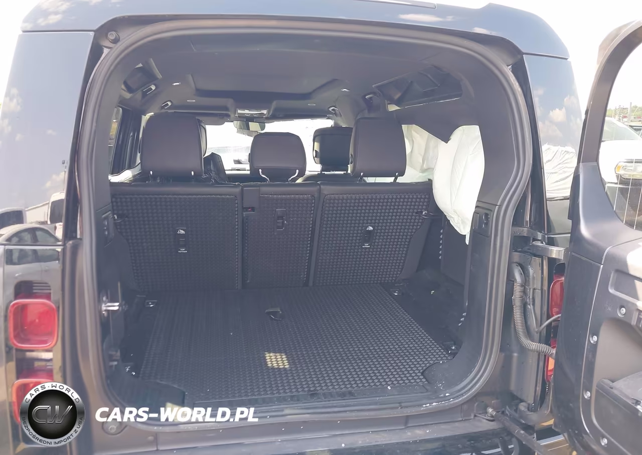 2024 Land Rover Defender 110 P400 X-Dynamic Se VIN:SALE27EU0R2339310 - 18