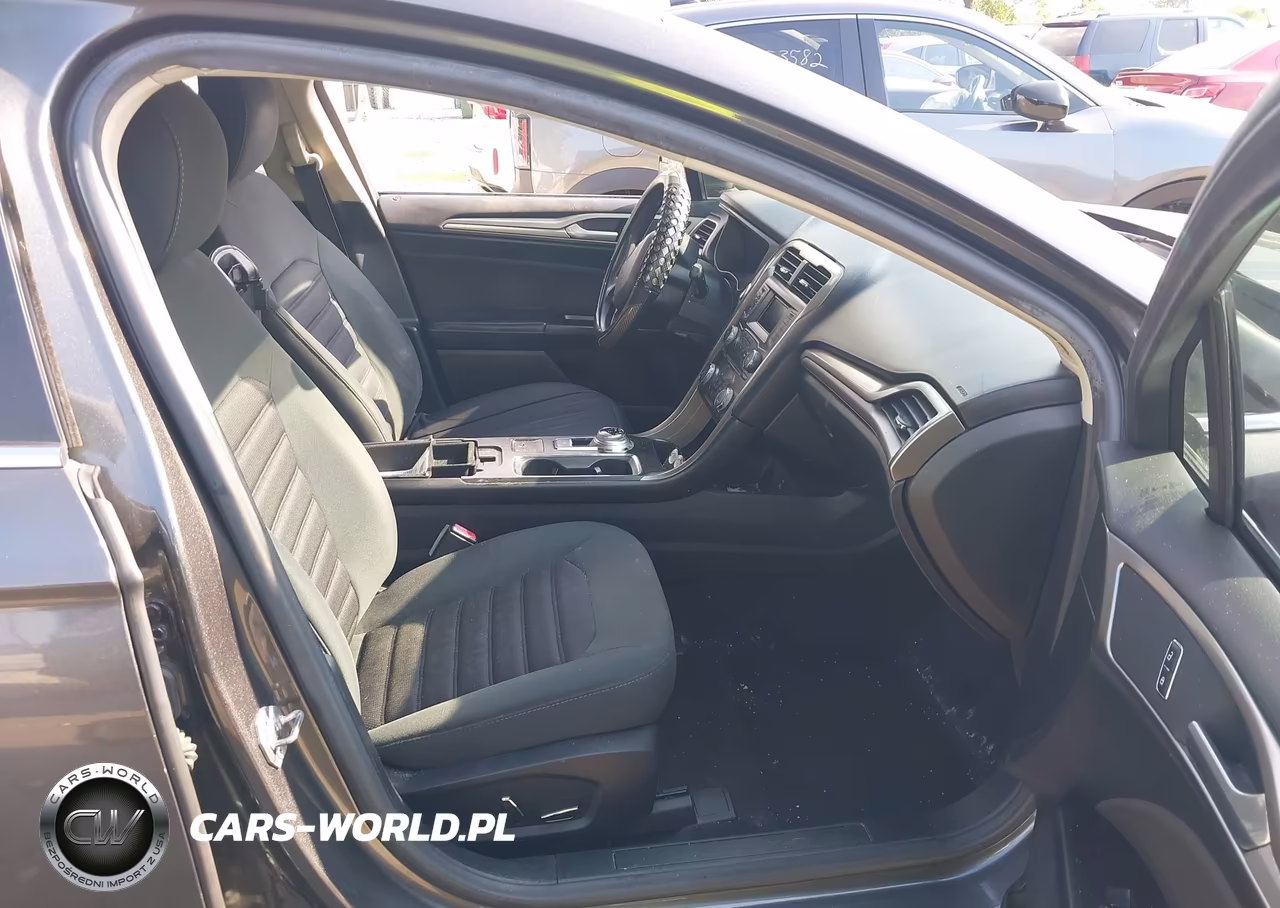 2017 Ford Fusion Se VIN:3FA6P0H74HR164957 - 5