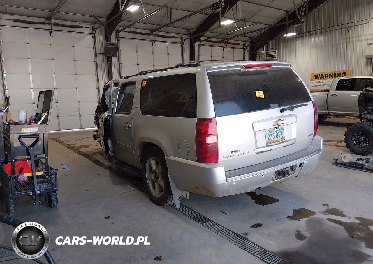 2010 Chevrolet Suburban 1500 Ltz VIN:1GNUKKE34AR169730 - 3