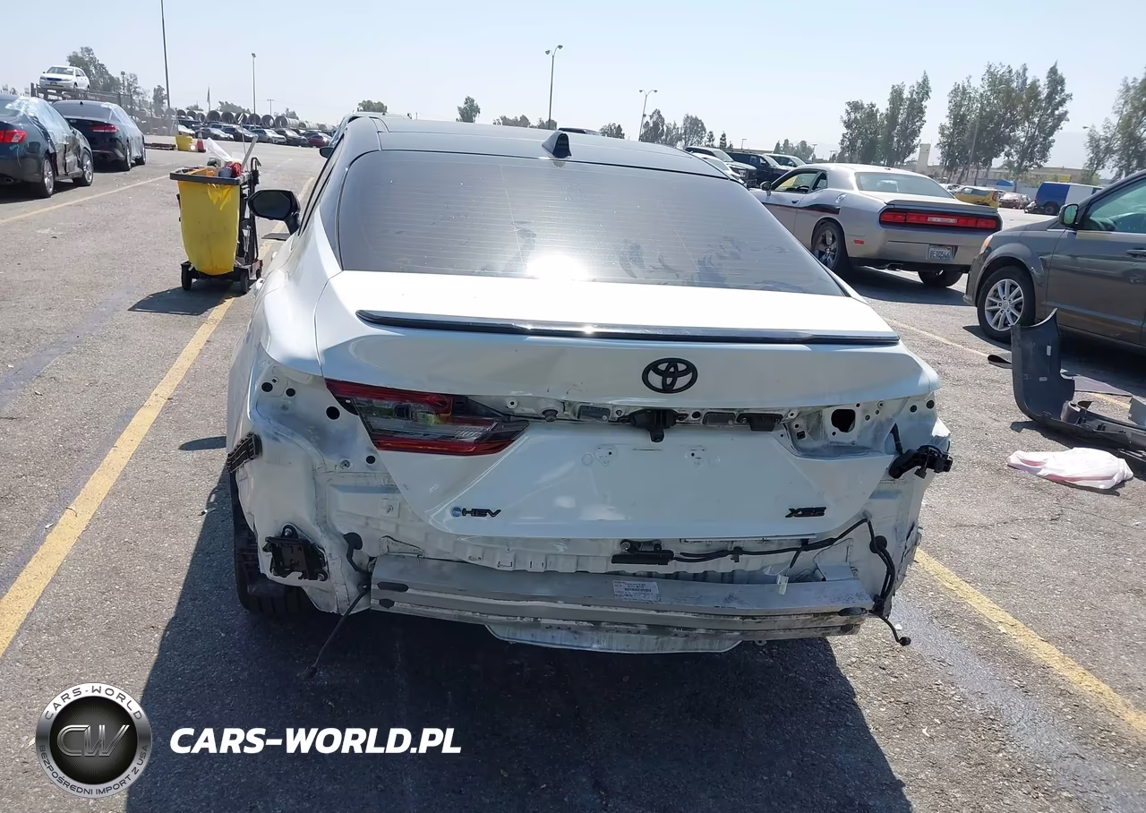 2025 Toyota Camry Xse VIN:4T1DAACK6SU105098 - 17
