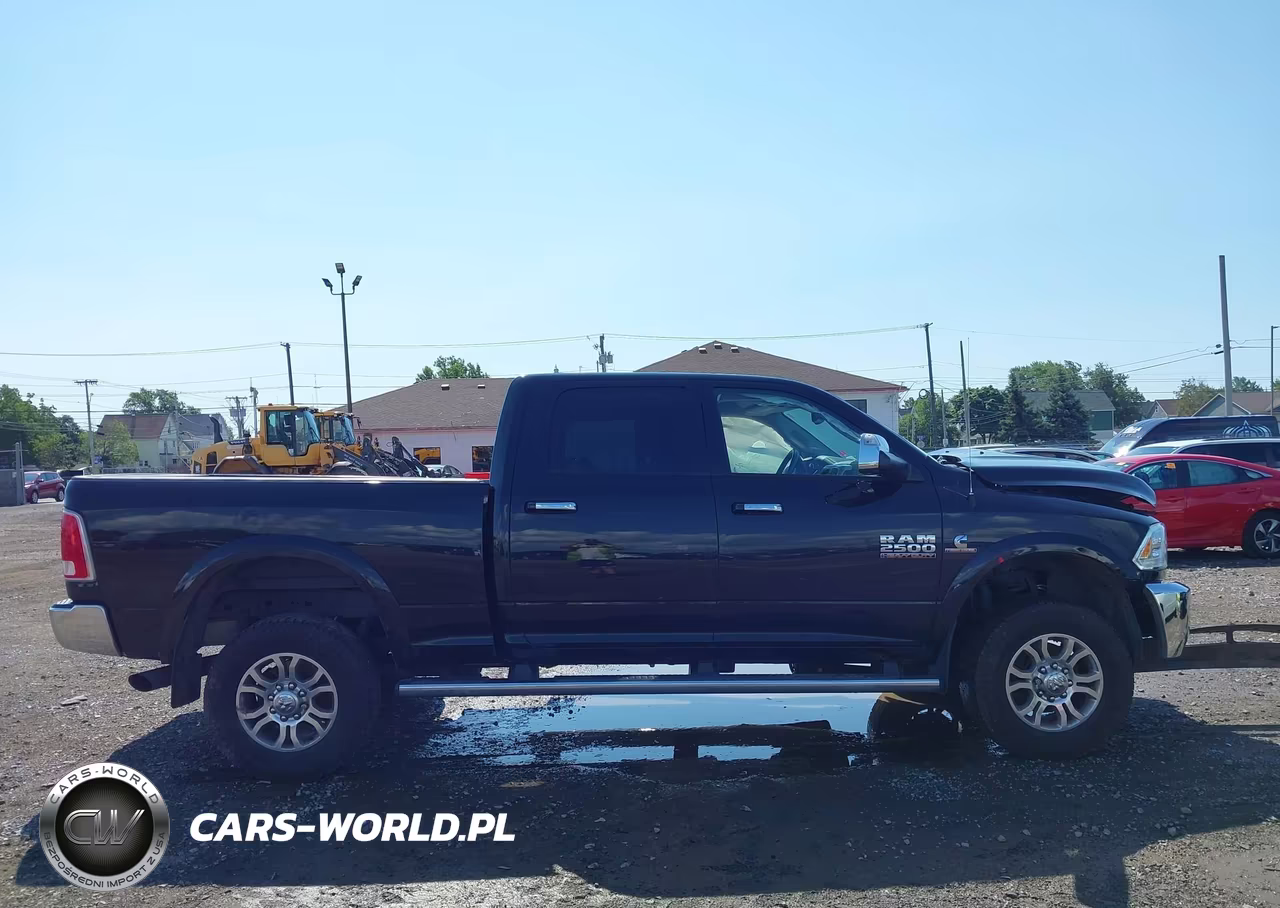 2018 Ram 2500 Laramie 4X4 6'4 Box VIN:3C6UR5FLXJG258133 - 14