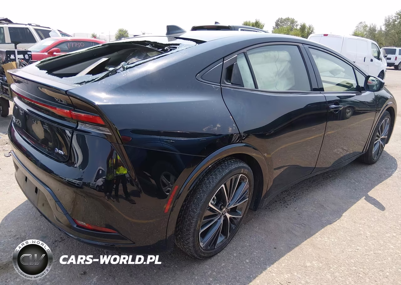 2023 Toyota Prius Xle VIN:JTDACAAU7P3012285 - 4