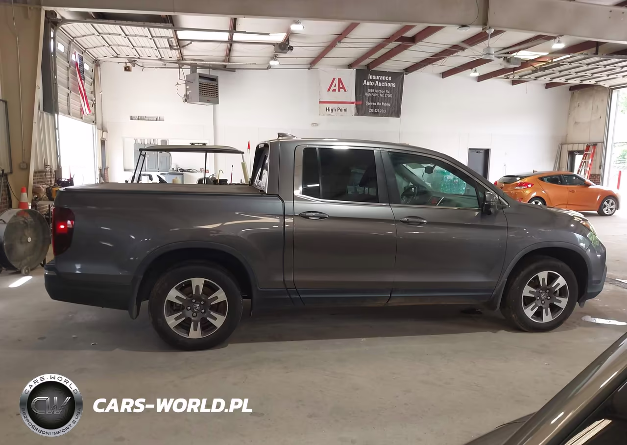 2019 Honda Ridgeline Rtl-T VIN:5FPYK2F65KB003363 - 13