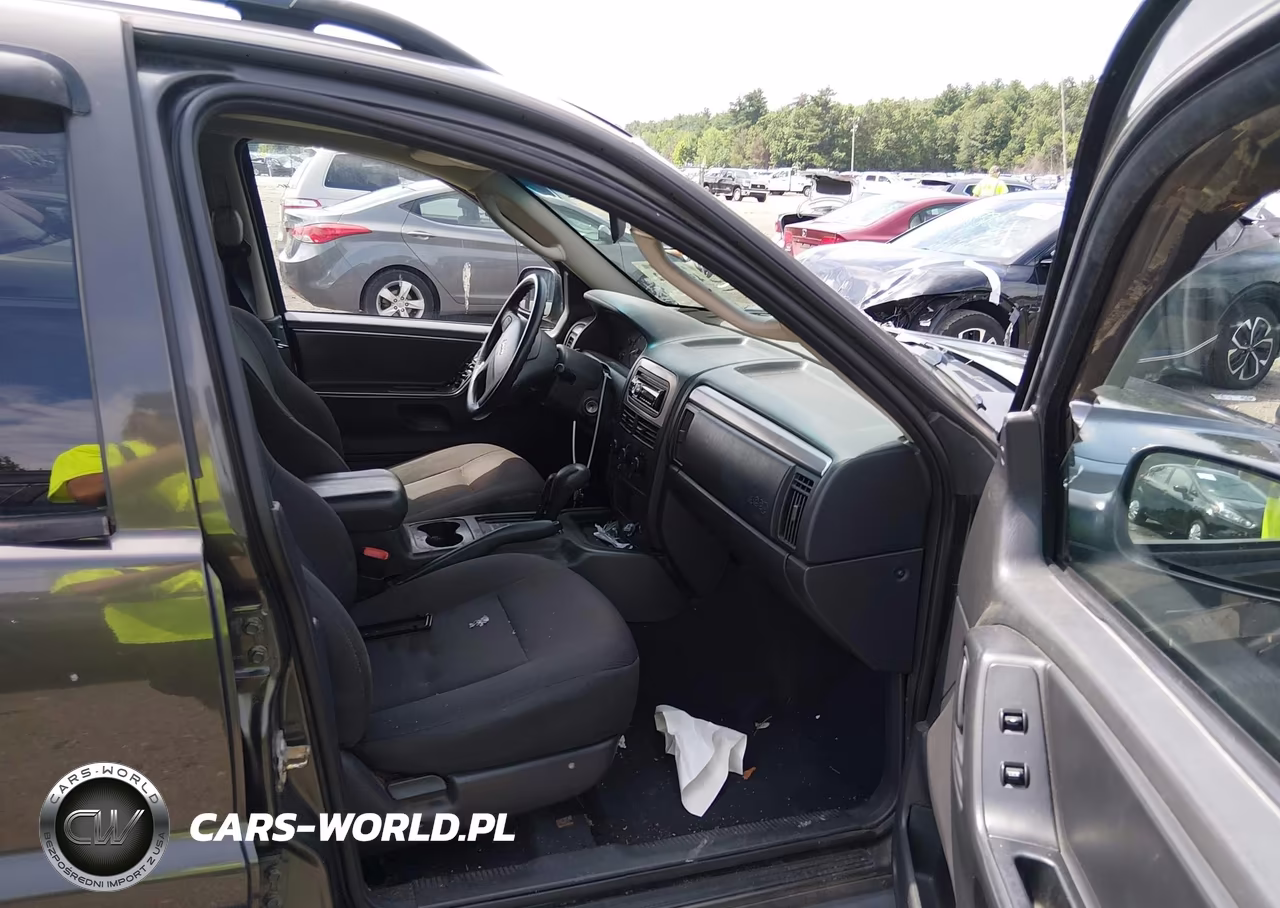 2004 Jeep Grand Cherokee Laredo VIN:1J4GW48S34C377866 - 5