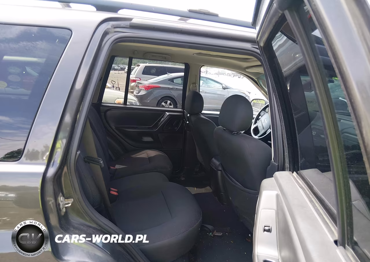2004 Jeep Grand Cherokee Laredo VIN:1J4GW48S34C377866 - 8