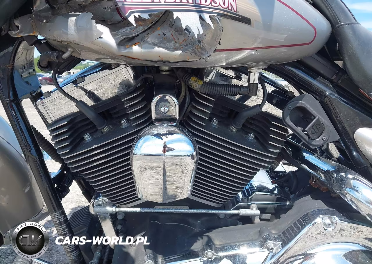 2007 Harley-Davidson Flht Classic VIN:1HD1FF4107Y642575 - 9