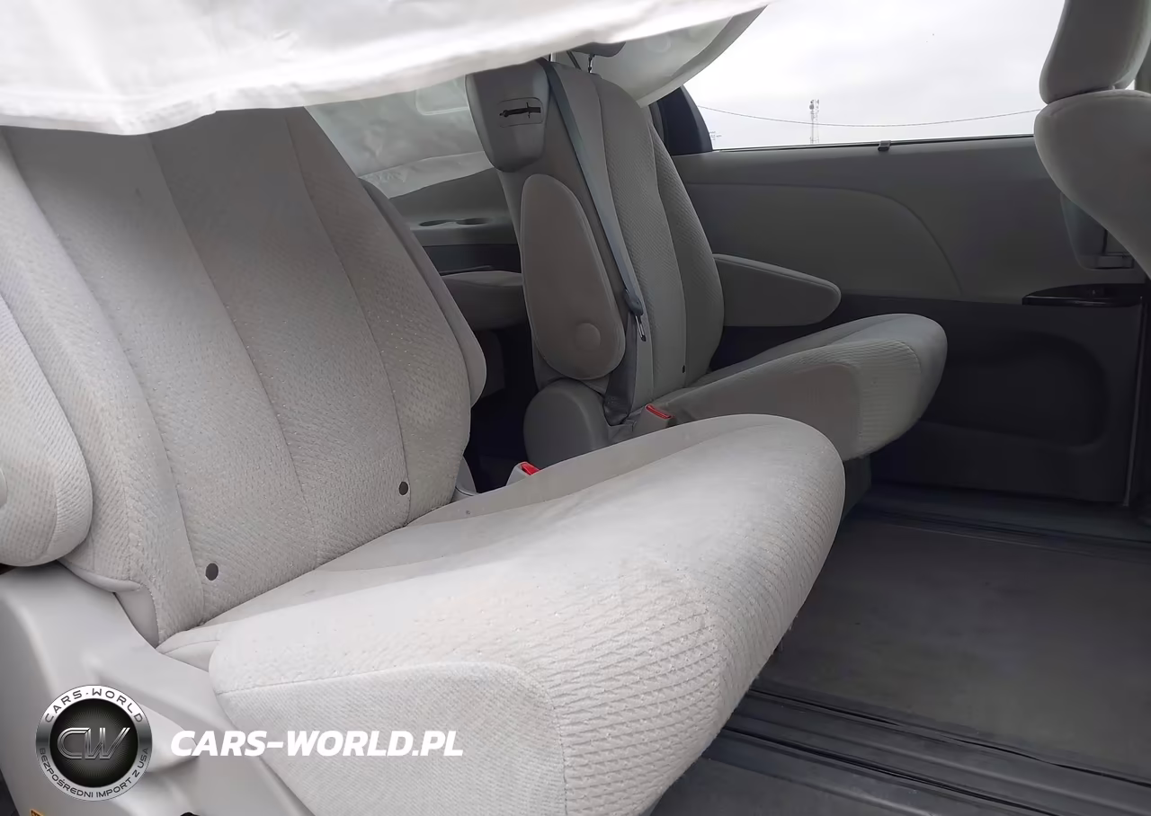 2013 Toyota Sienna Le V6 8 Passenger VIN:5TDKK3DC5DS369822 - 8