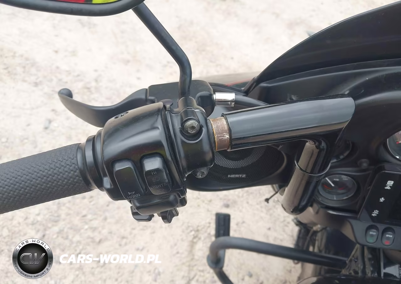 2008 Harley-Davidson Flhtcui VIN:1HD1FC4188Y609355 - 14