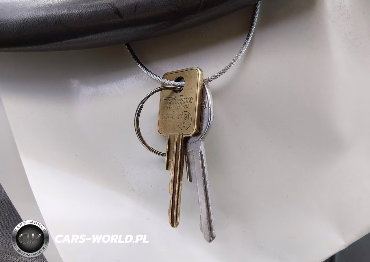 1988 Cadillac Fleetwood Delegance VIN:1G6CB5150J4339336 - 11