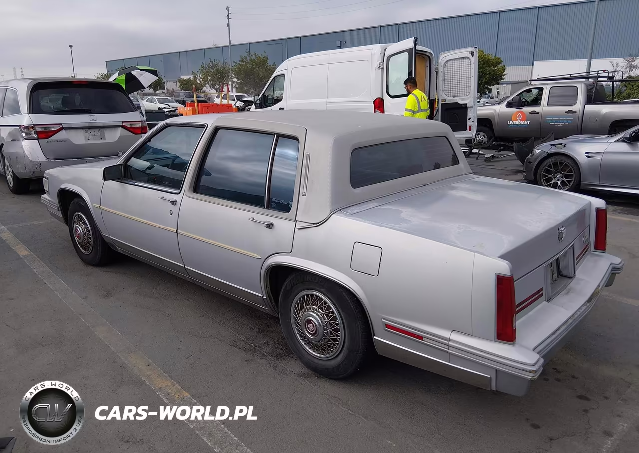 1988 Cadillac Fleetwood Delegance VIN:1G6CB5150J4339336 - 3