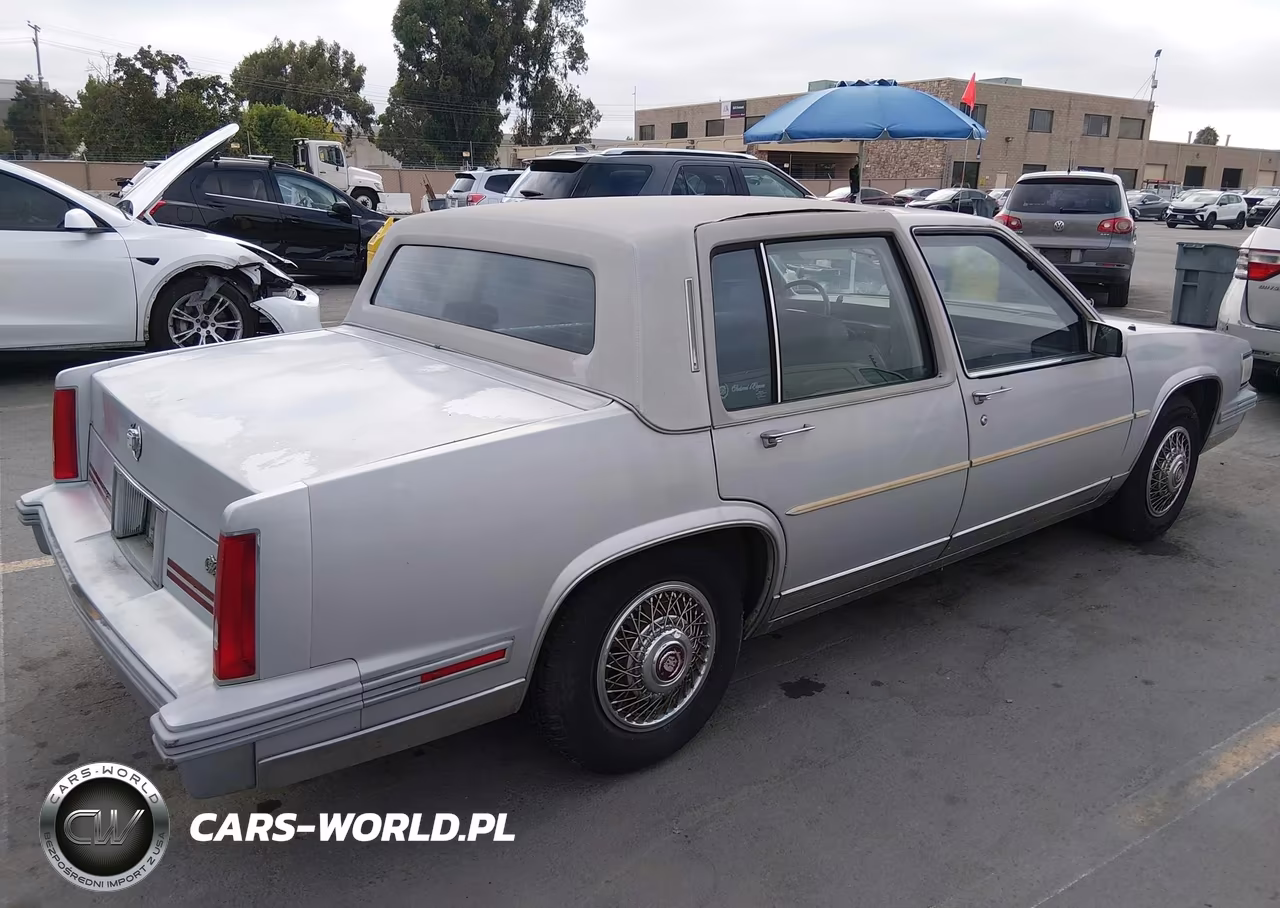 1988 Cadillac Fleetwood Delegance VIN:1G6CB5150J4339336 - 4