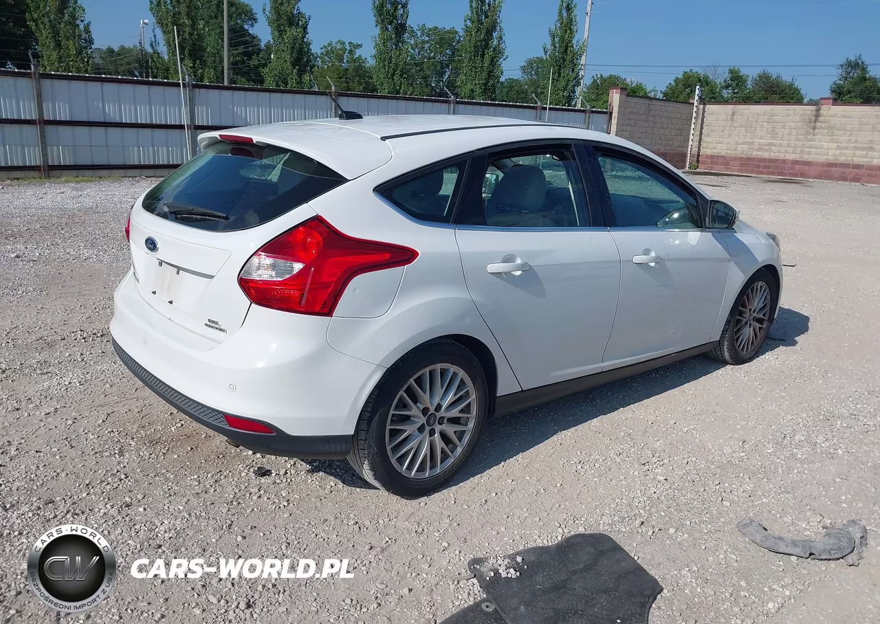 2012 Ford Focus Sel VIN:1FAHP3M20CL450851 - 4