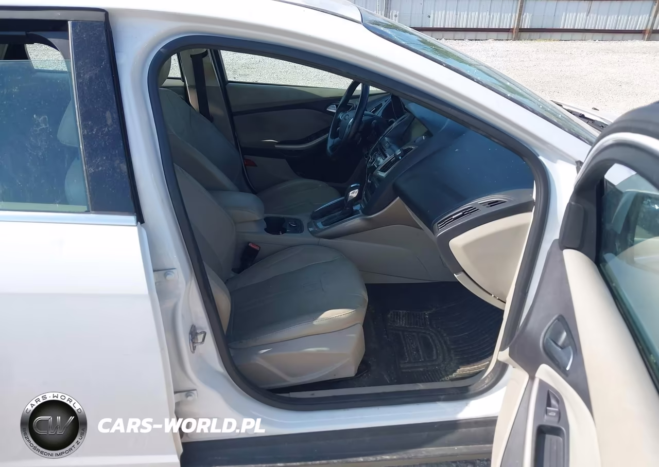 2012 Ford Focus Sel VIN:1FAHP3M20CL450851 - 5
