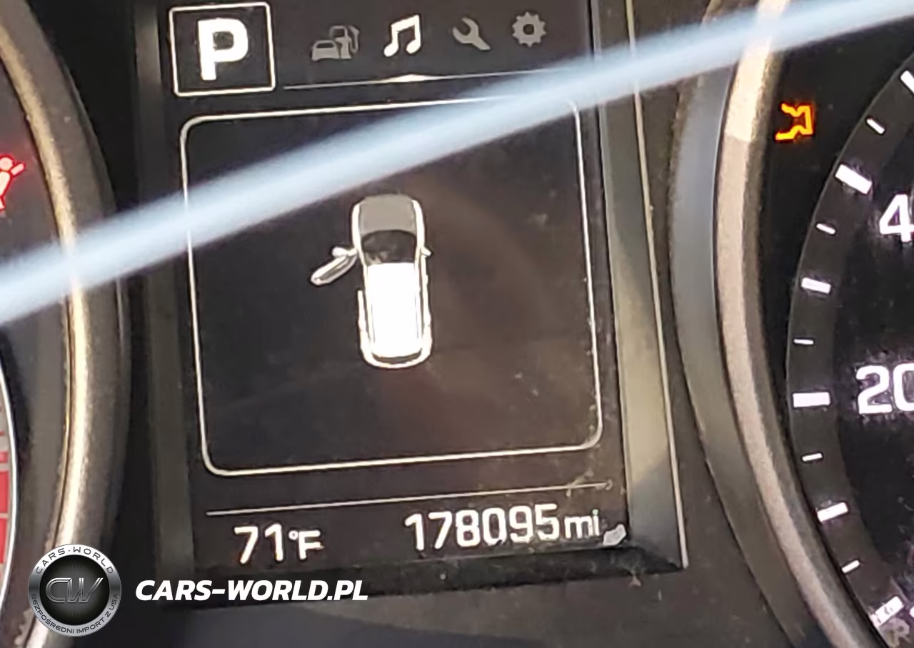 2017 Hyundai Santa Fe Sport 2.4L VIN:5NMZTDLB1HH046922 - 15
