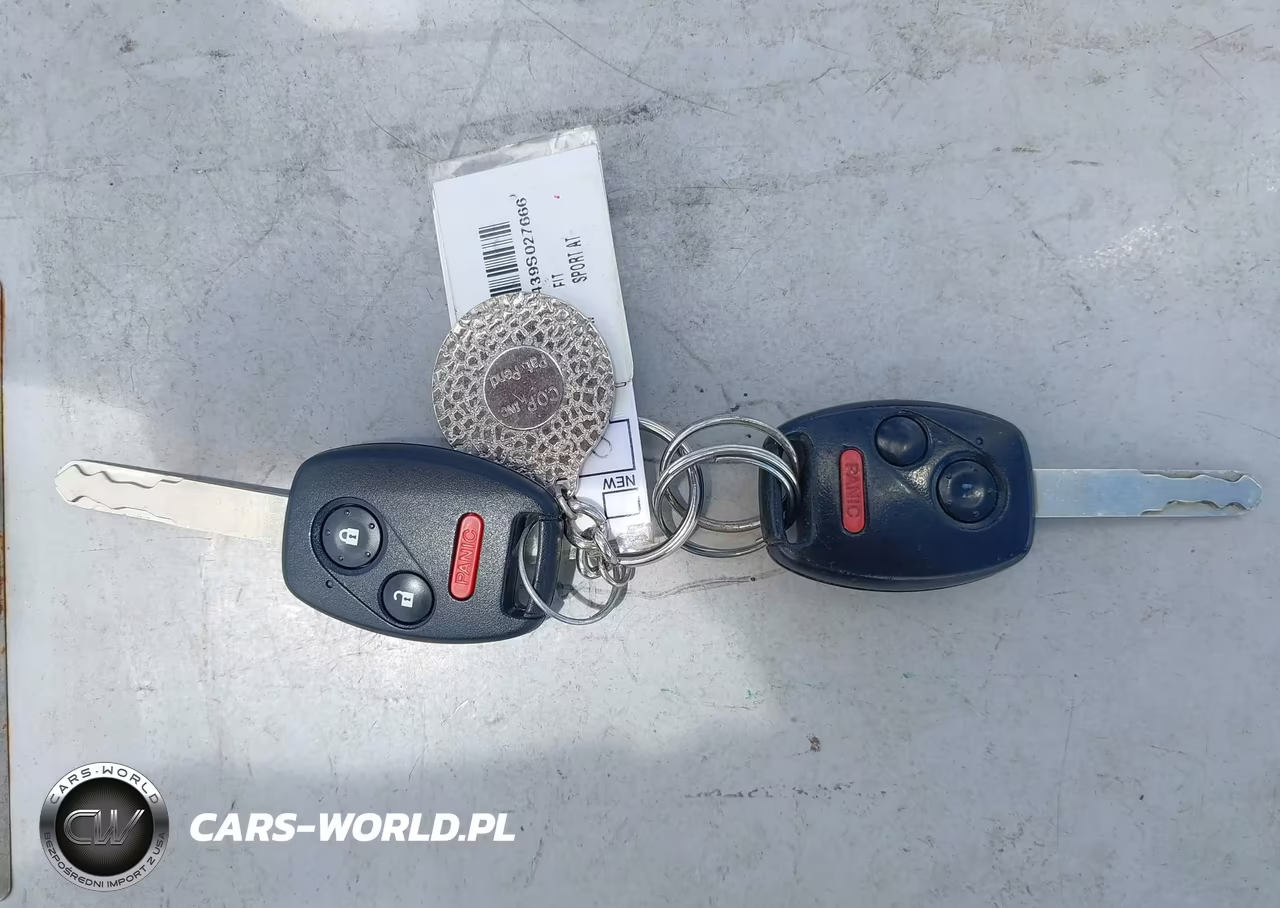 2009 Honda Fit Sport VIN:JHMGE88439S027666 - 11