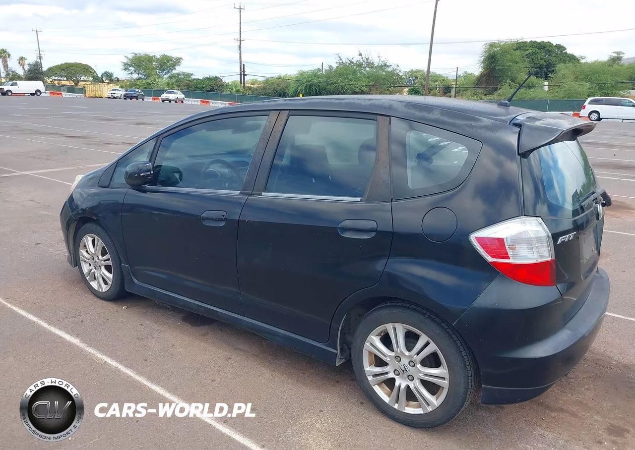 2009 Honda Fit Sport VIN:JHMGE88439S027666 - 3