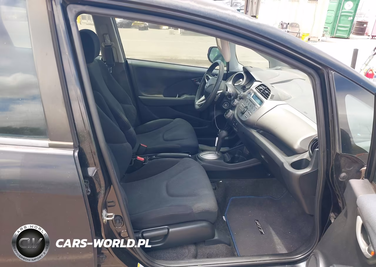 2009 Honda Fit Sport VIN:JHMGE88439S027666 - 5