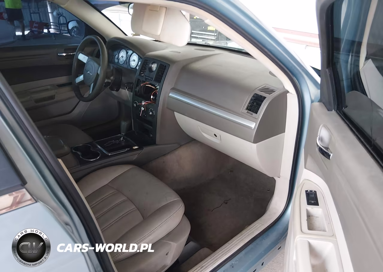 2008 Chrysler 300 Lx VIN:2C3KA43R68H268053 - 5