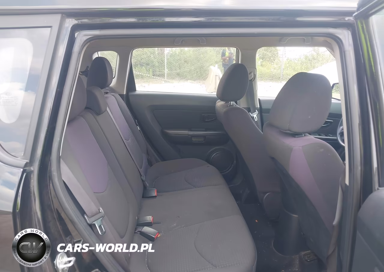 2013 Kia Soul VIN:KNDJT2A52D7628656 - 8
