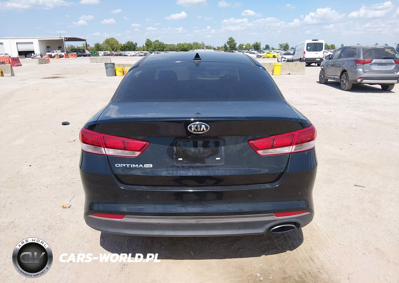 2018 Kia Optima Lx VIN:5XXGT4L39JG197429 - 16