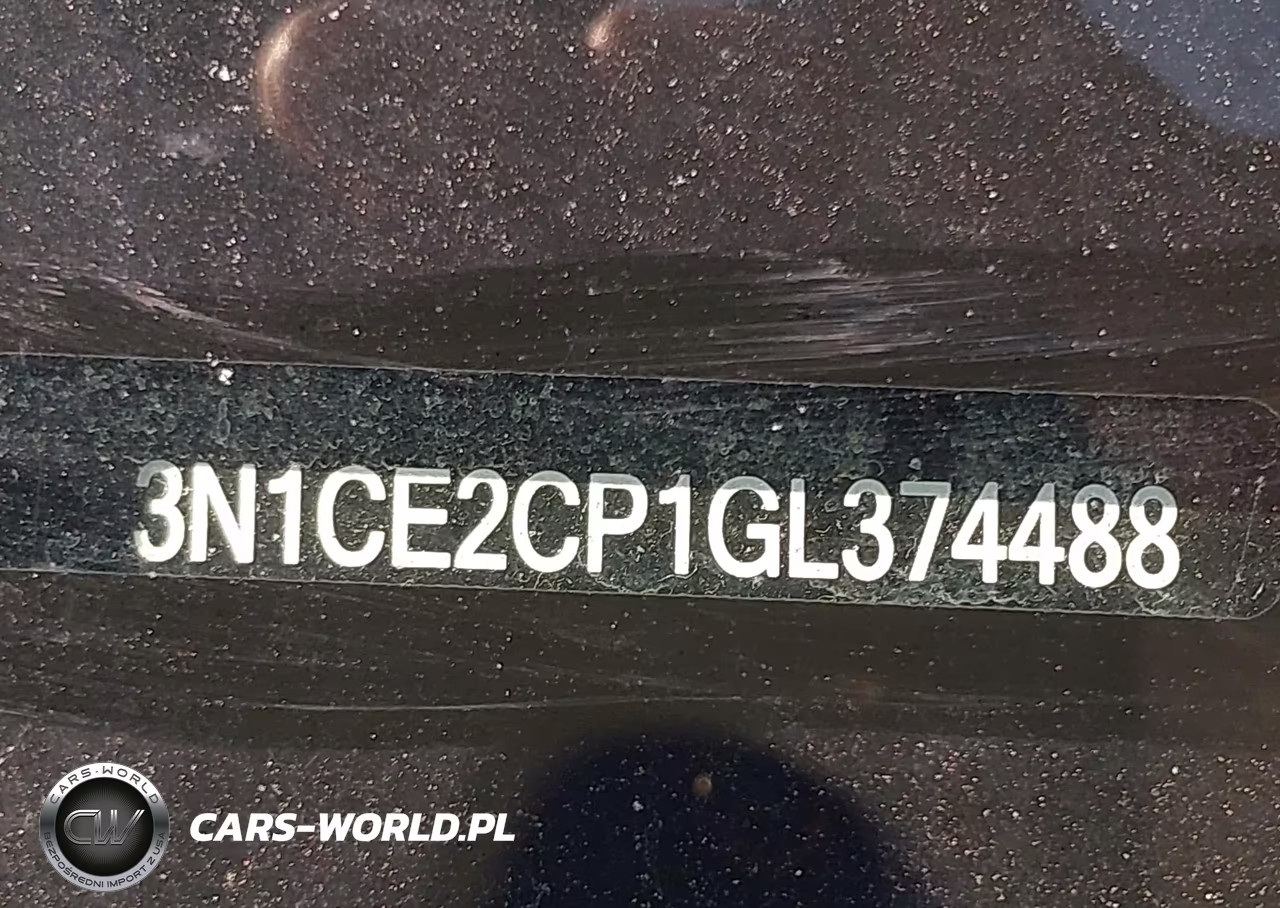 2016 Nissan Versa Note S Plus VIN:3N1CE2CP1GL374488 - 12