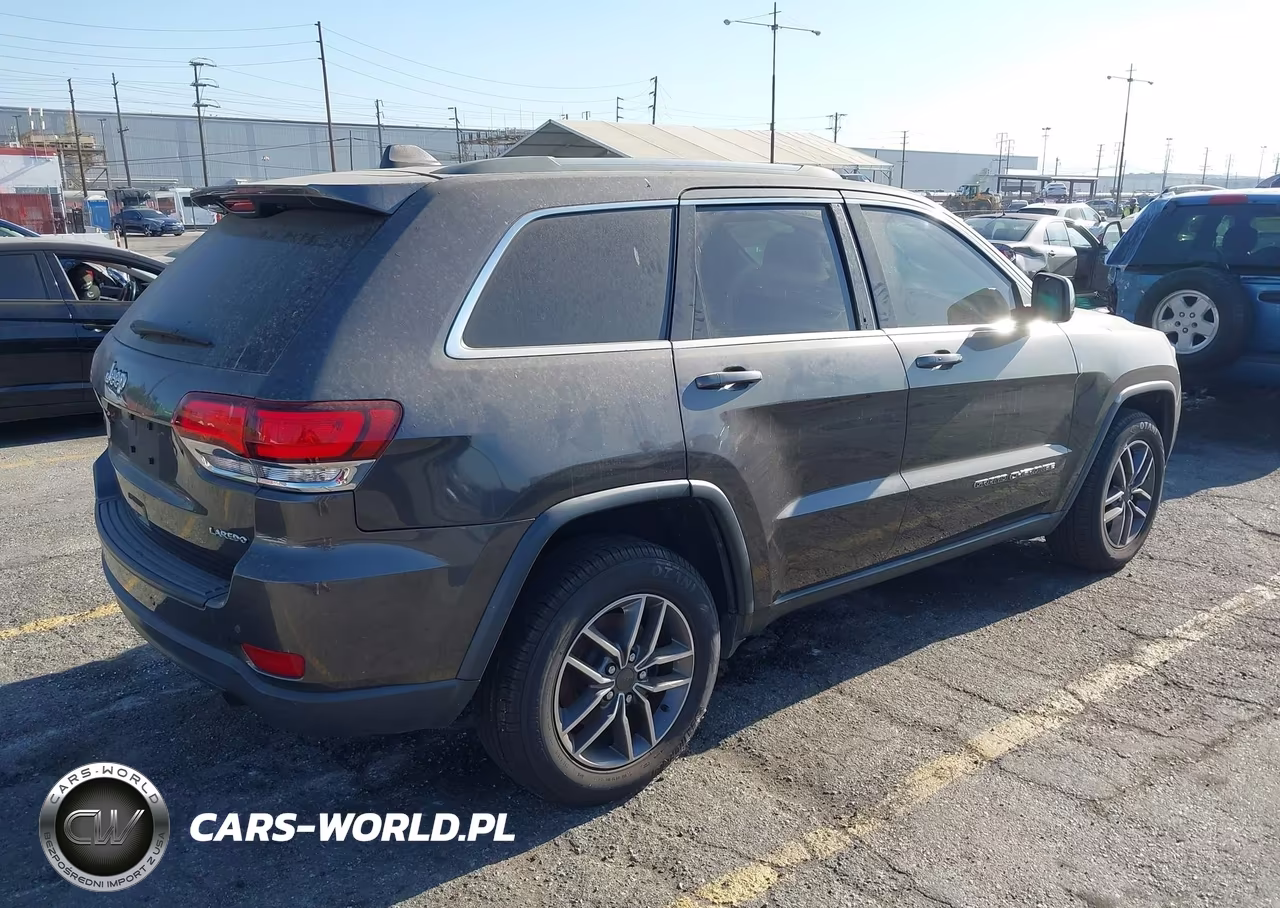 2020 Jeep Grand Cherokee Laredo E 4X2 VIN:1C4RJEAG5LC170452 - 4