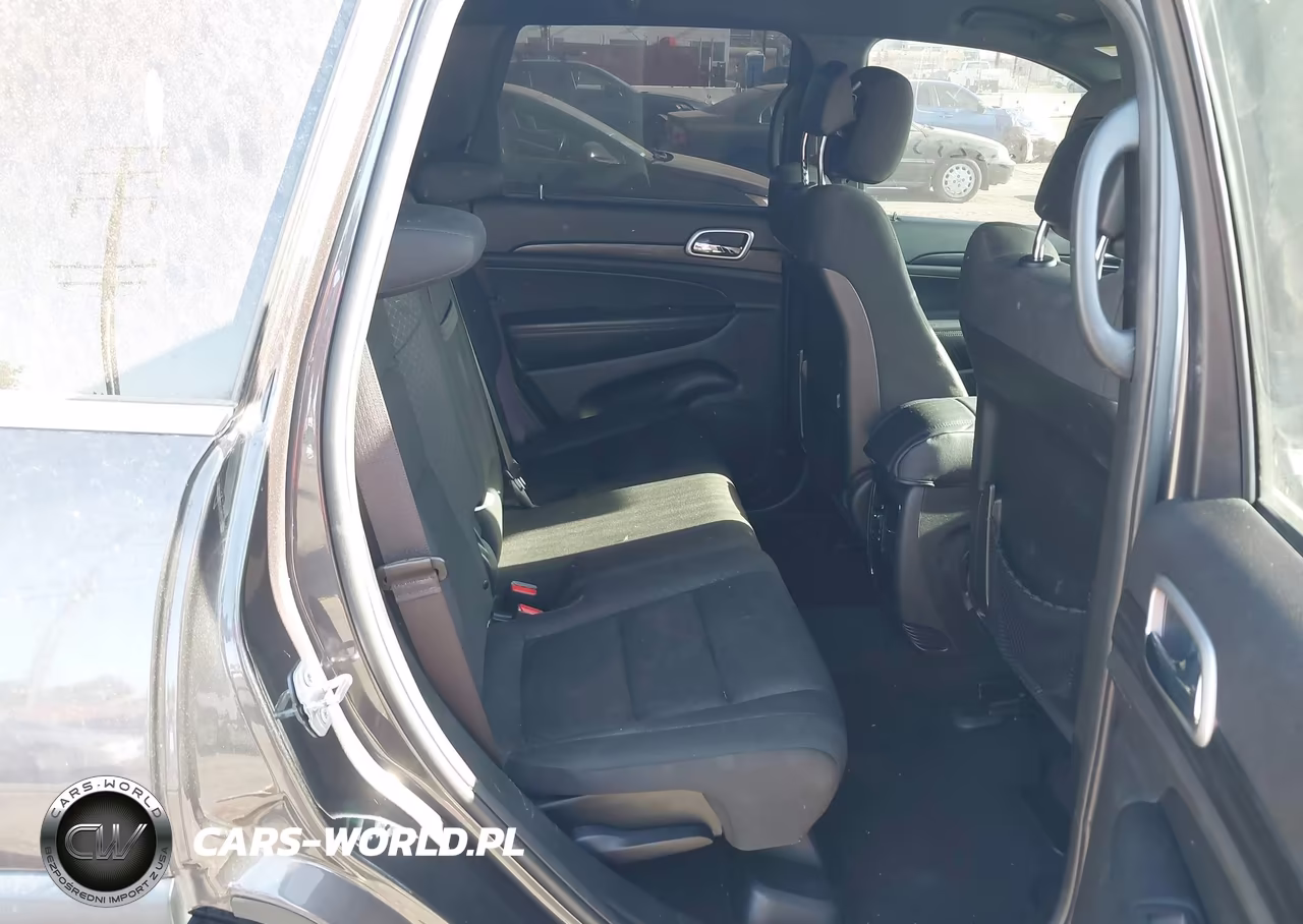 2020 Jeep Grand Cherokee Laredo E 4X2 VIN:1C4RJEAG5LC170452 - 8