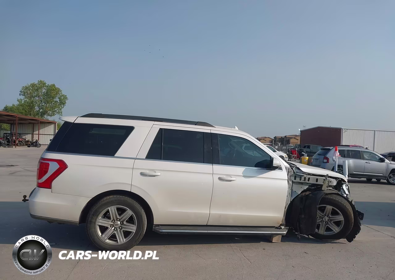 2019 Ford Expedition Xlt VIN:1FMJU1HTXKEA24529 - 13