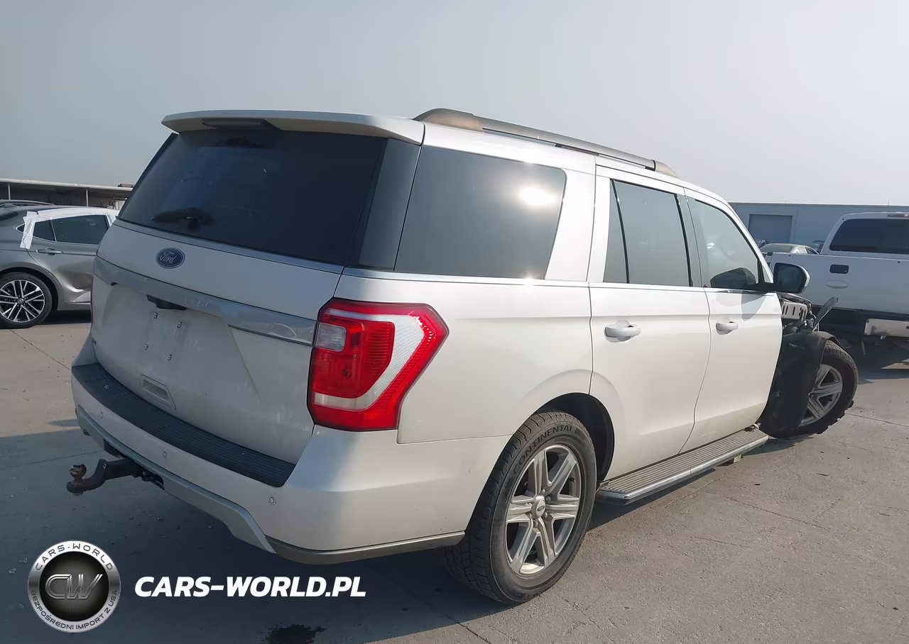 2019 Ford Expedition Xlt VIN:1FMJU1HTXKEA24529 - 4