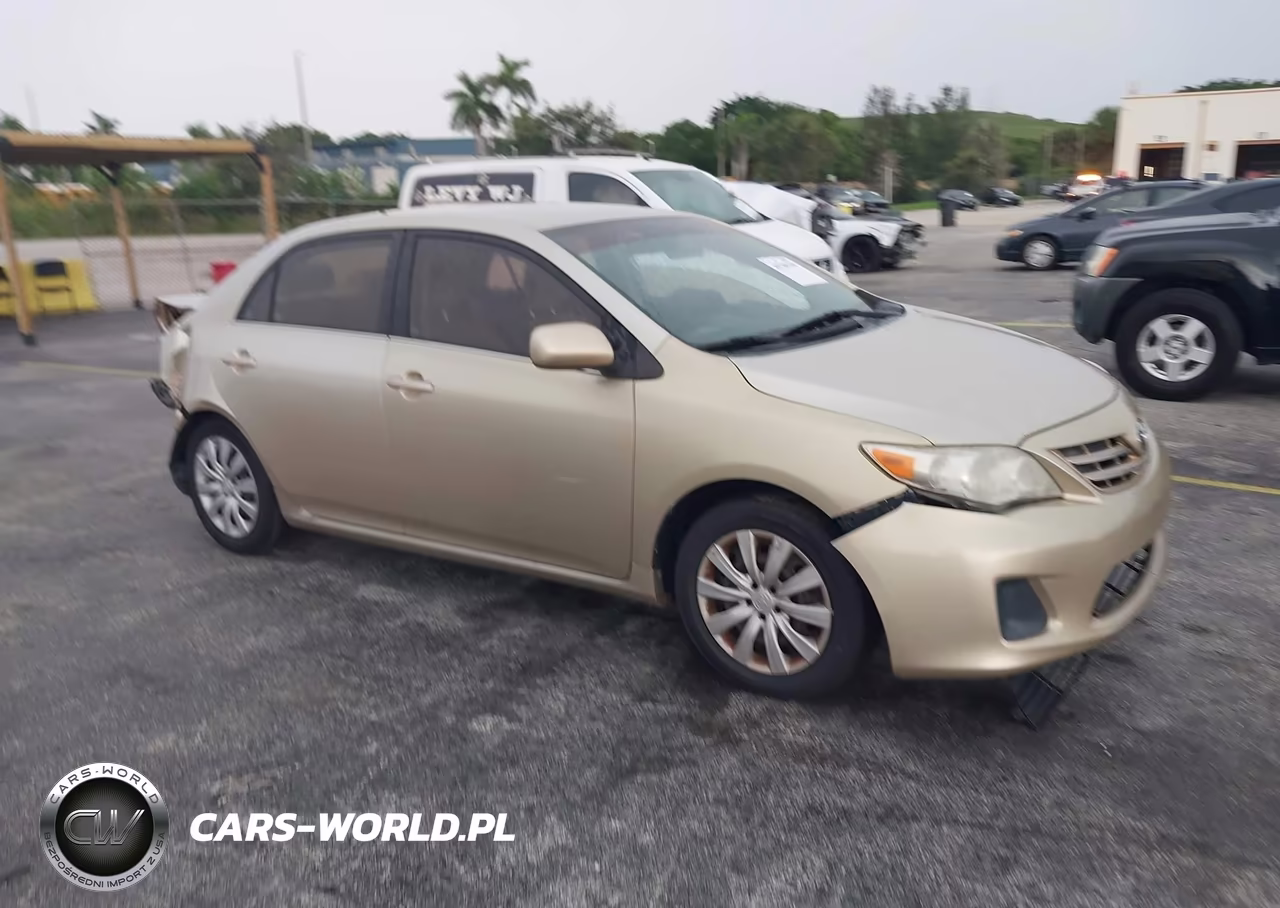 2013 Toyota Corolla Le – zdjęcie 1 z 16