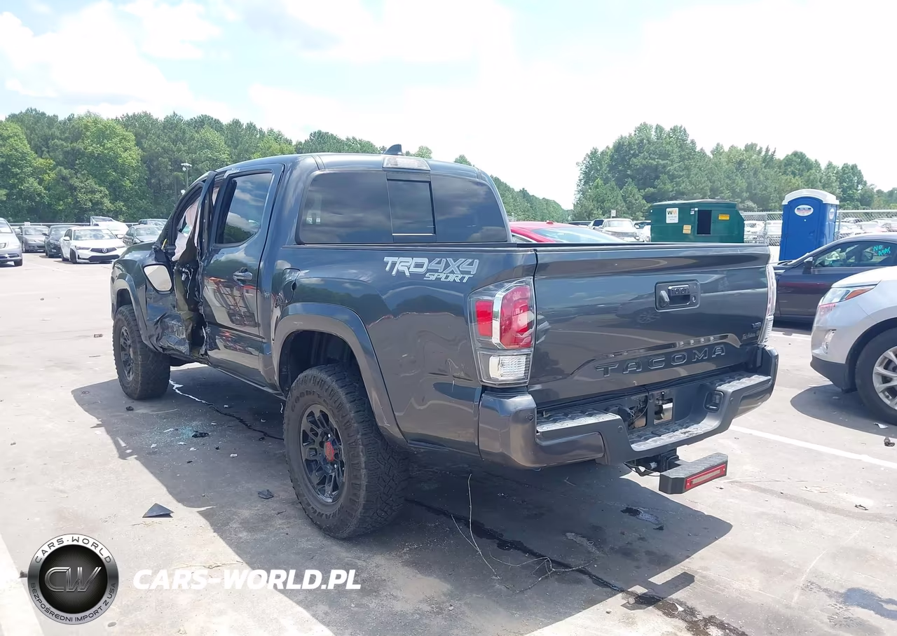 2020 Toyota Tacoma Trd Sport VIN:3TMCZ5AN2LM363234 - 3