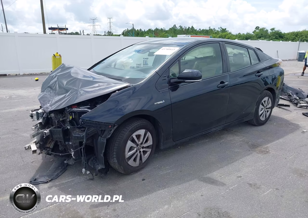 2018 Toyota Prius Three VIN:JTDKARFU4J3549382 - 2