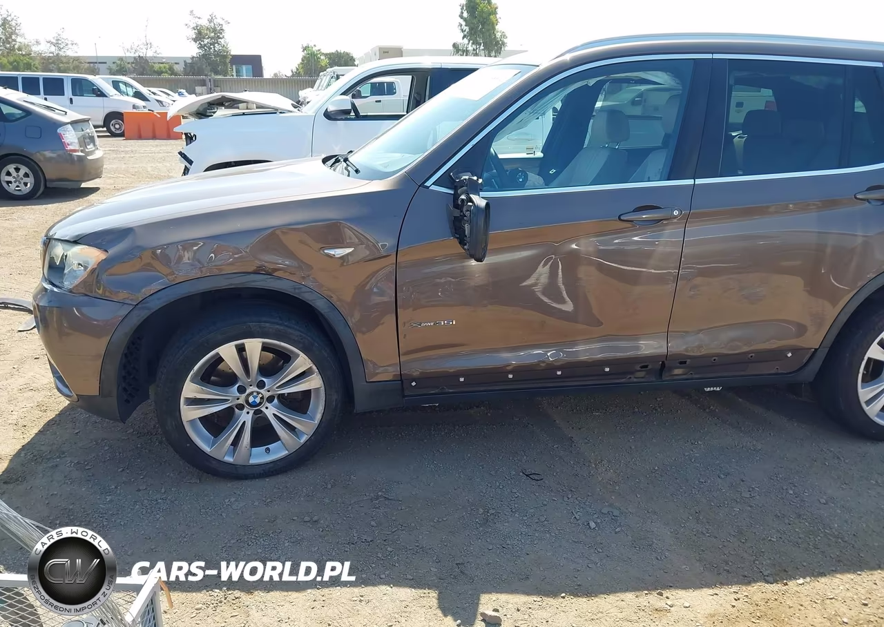 2012 BMW X3 xDrive35I VIN:5UXWX7C59CL736734 - 6