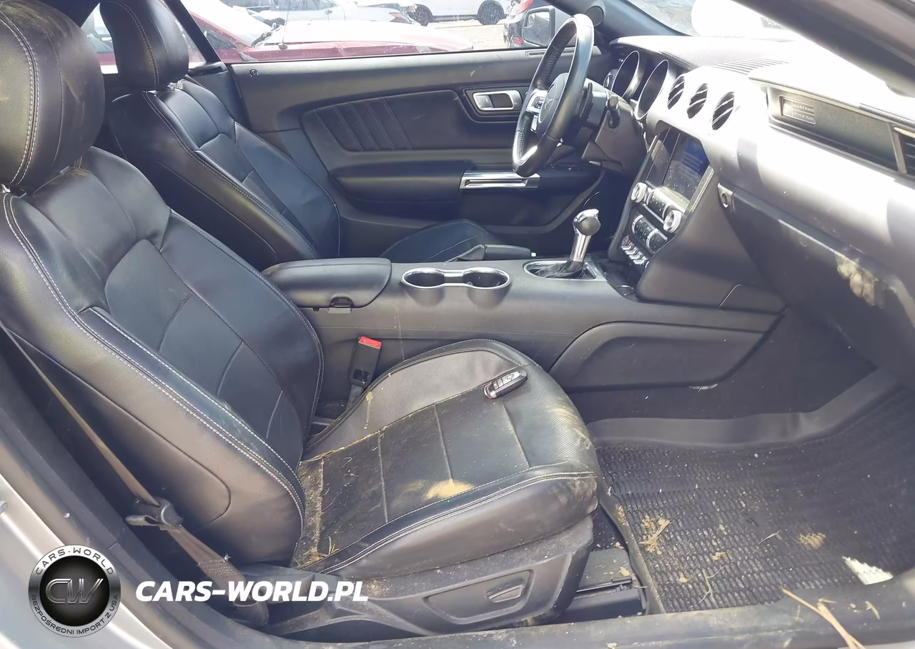 2020 Ford Mustang Ecoboost Premium VIN:1FATP8UH5L5138783 - 5